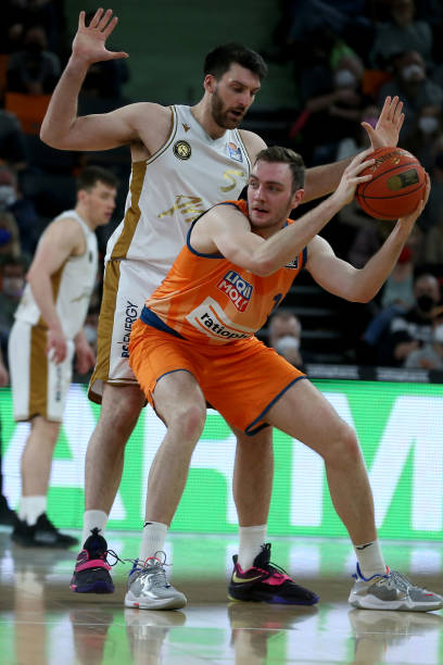 20年的一 20年的一